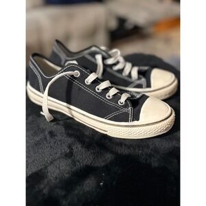Taruka Black Canvas Low Top Sneakers Women Size 37 Made in Peru Lace Up Shoes